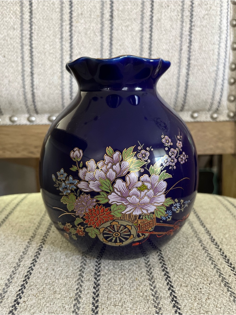 Vintage Japanese Ceramic Floral Decorative Vase